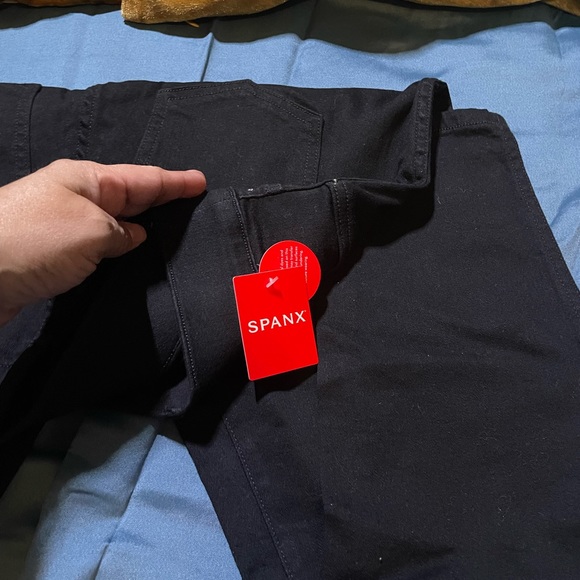 Black Spanx skinny jeans - Picture 2 of 4
